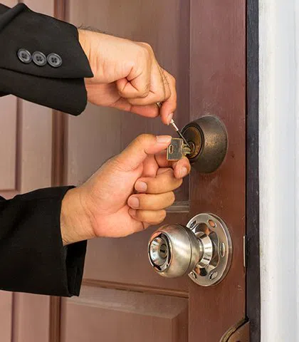 General Locksmith Store Dearborn Heights, MI 313-887-8784 - new-locks-installation